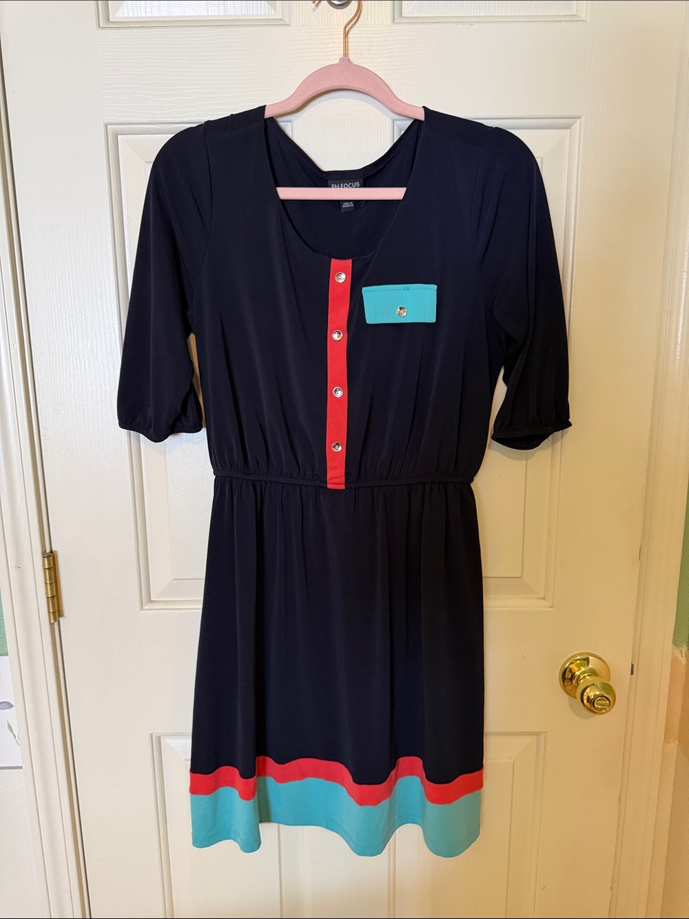 Enfocus Studio Black and Cream Dress Label Detail